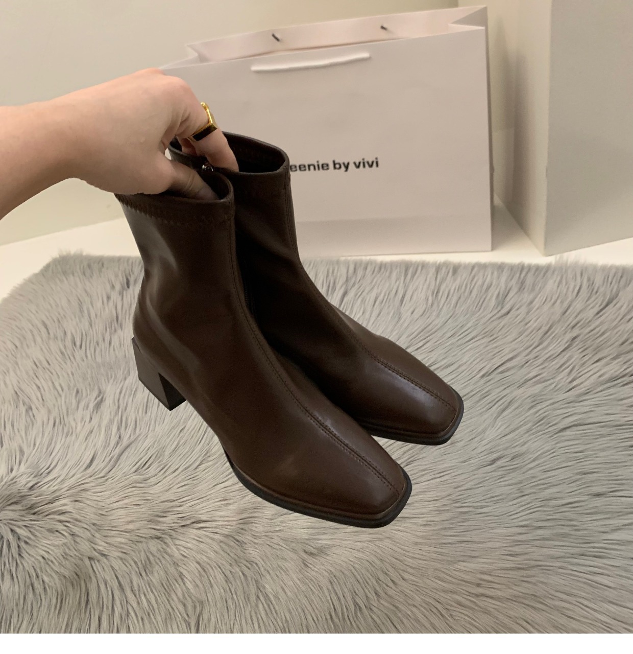 Casava ParisSquare Mid-Heel Ankle Boots