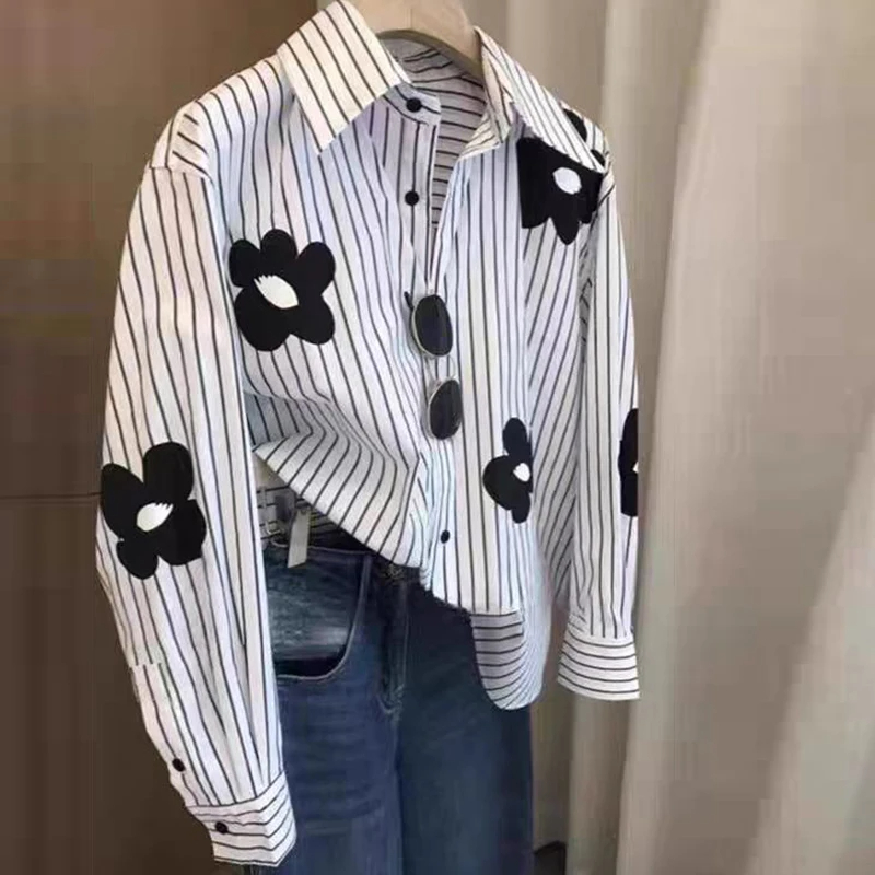 Flower White Long Sleeve Blouses