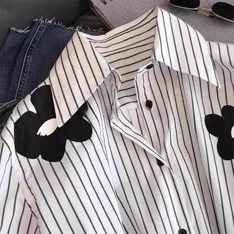 Flower White Long Sleeve Blouses