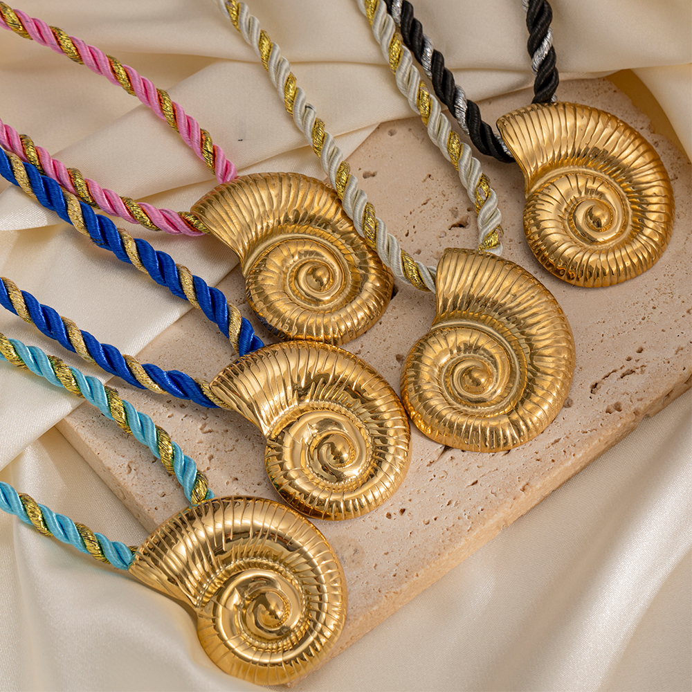 Casava Marine-Themed Pendant Necklace