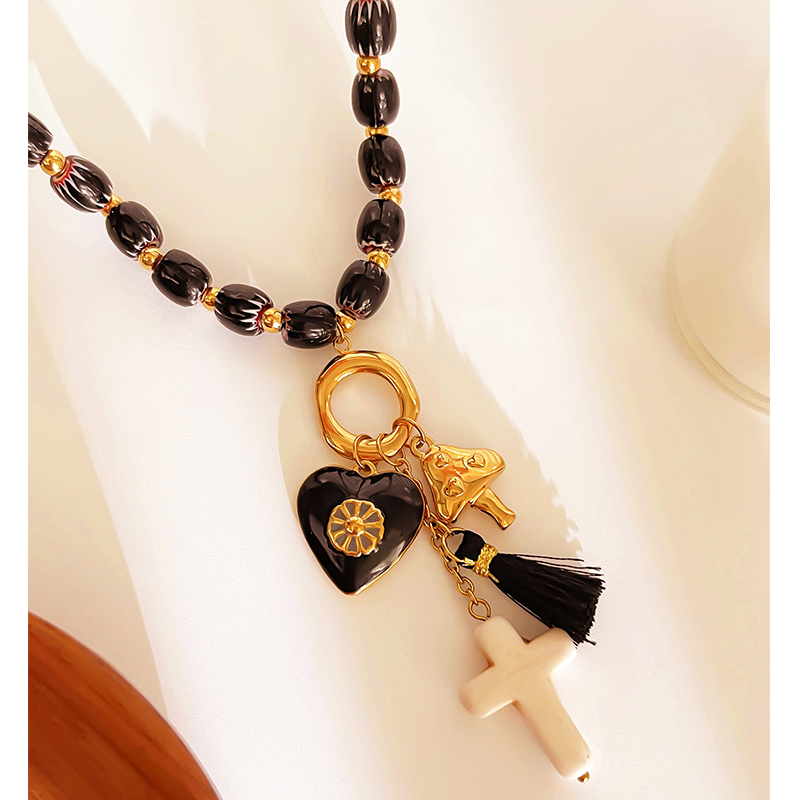 Casava multi-charms necklace