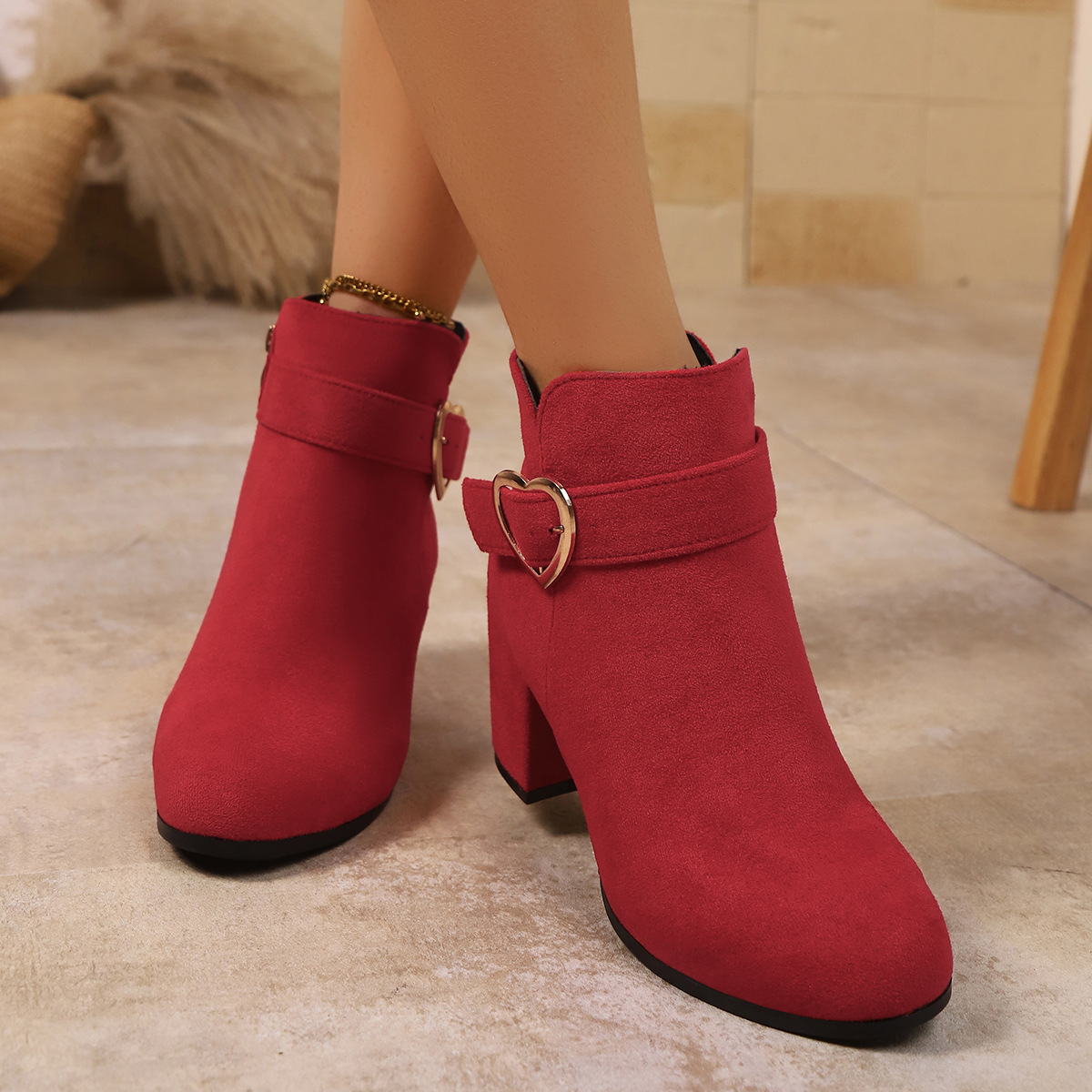 Casava women’s ankle boots