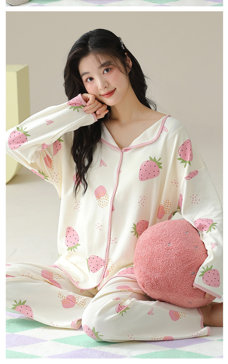 Periphery Style Women’s Pajamas Set