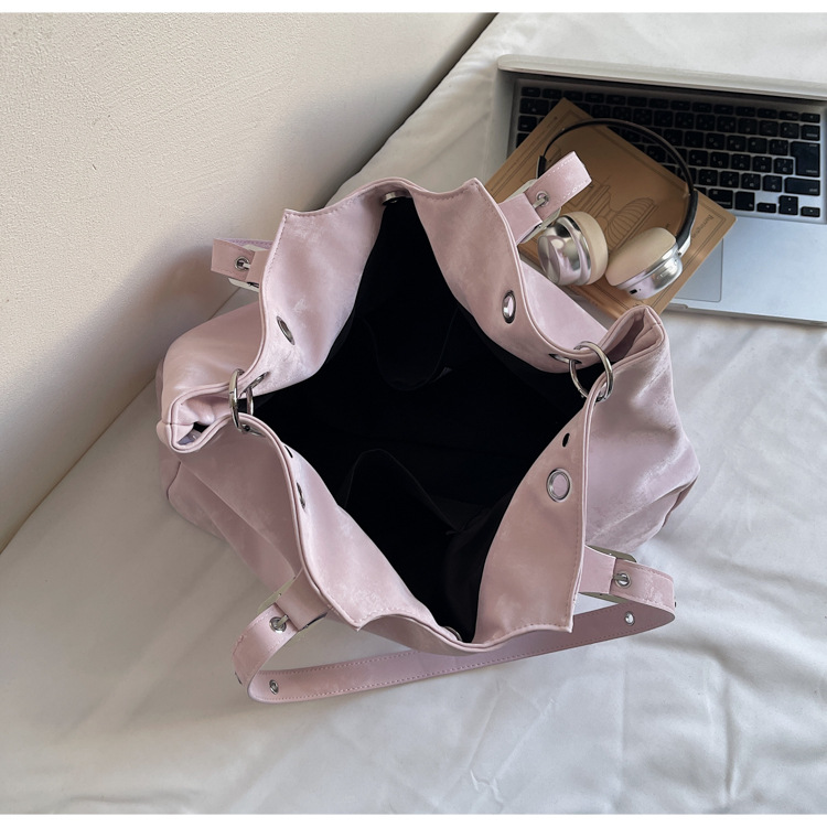 Fashionable Handbag Square Shape PU Material