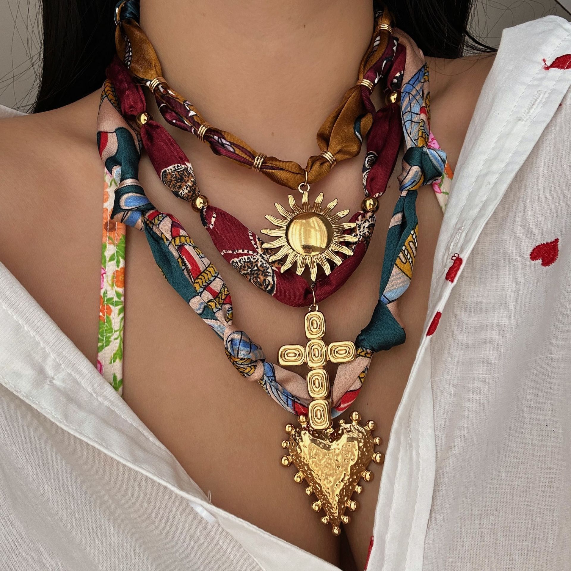 Casava stainless steel scarf necklace