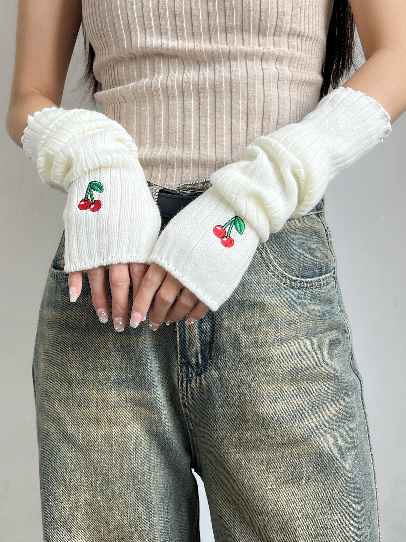 Casava Stylish Knitted Gloves