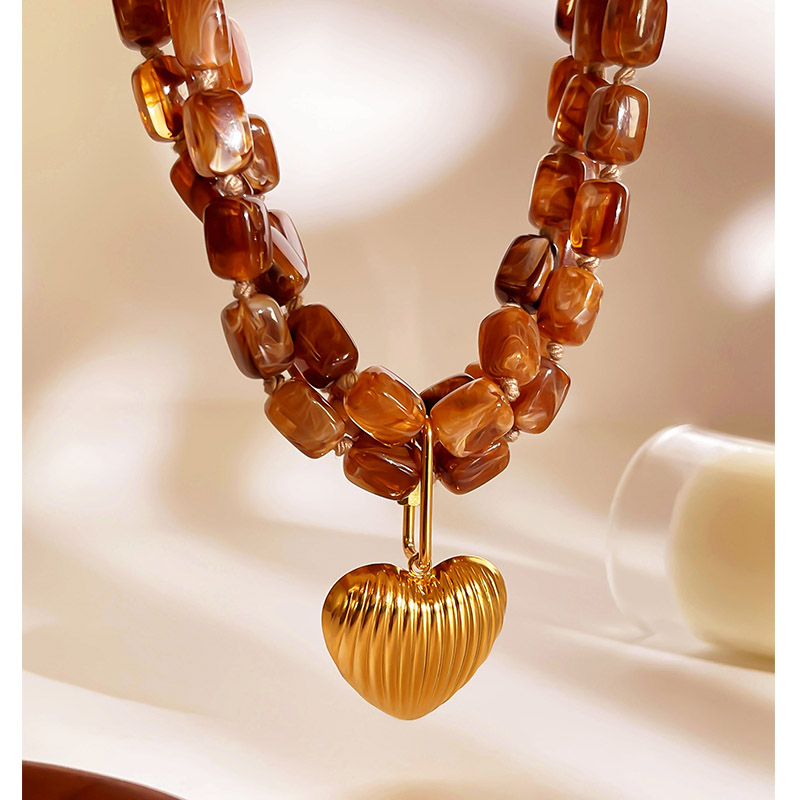 Casava Maillard Resin Heart Necklace