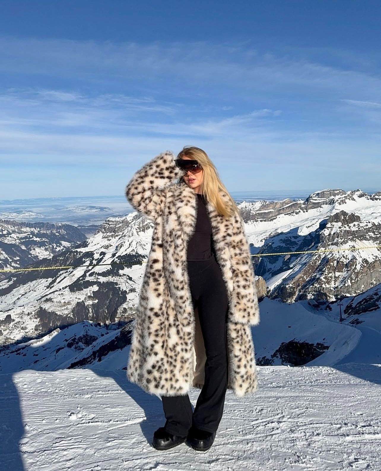 Trendy Long Fur Coat Leopard Print Leather