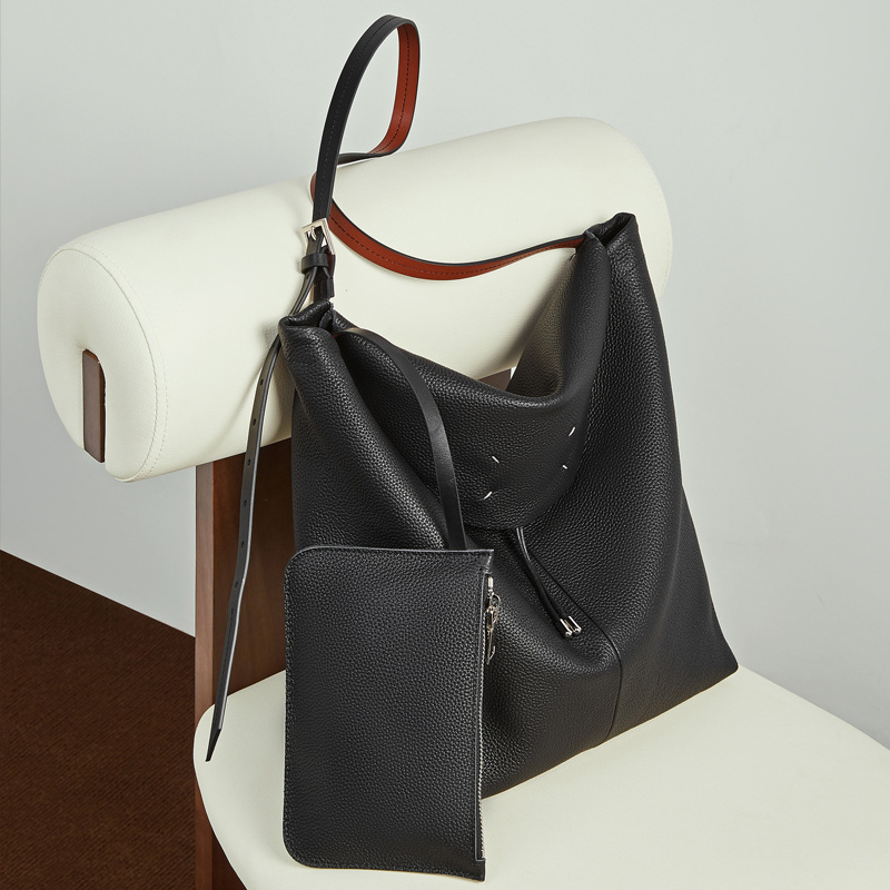 Women’s Square Genuine Leather Crossbody Bag In Classic Design