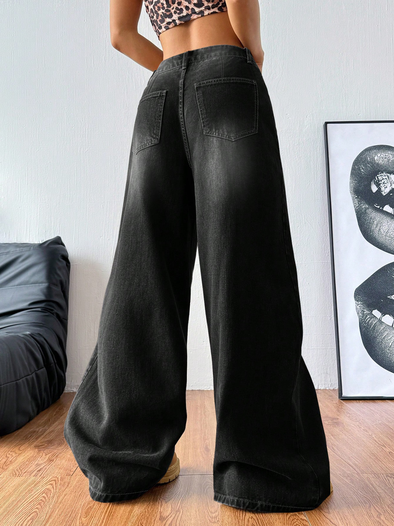 Women In Denim Cotton Fabric With Loose Fit