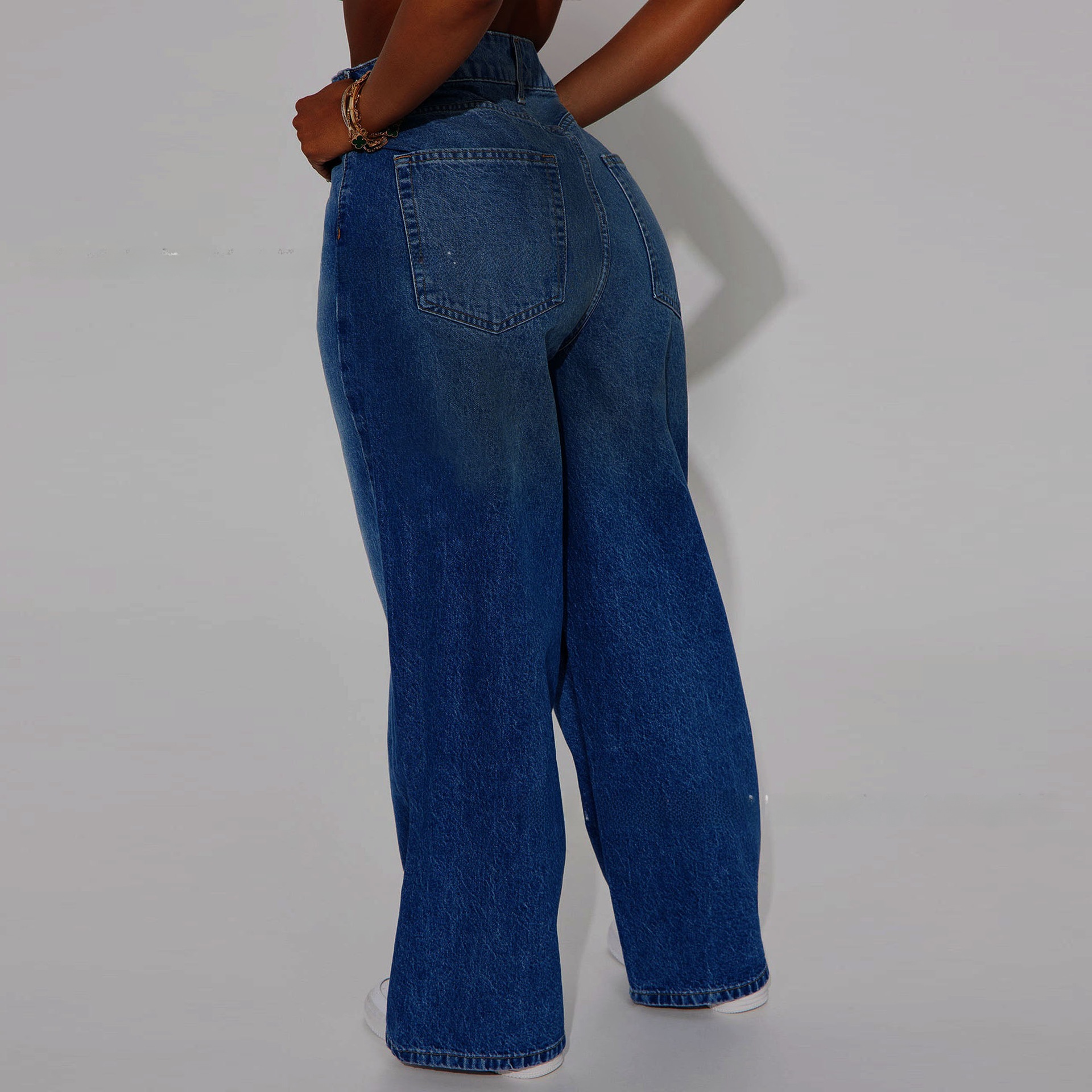 Jeans For Women In Denim Cotton Fabric