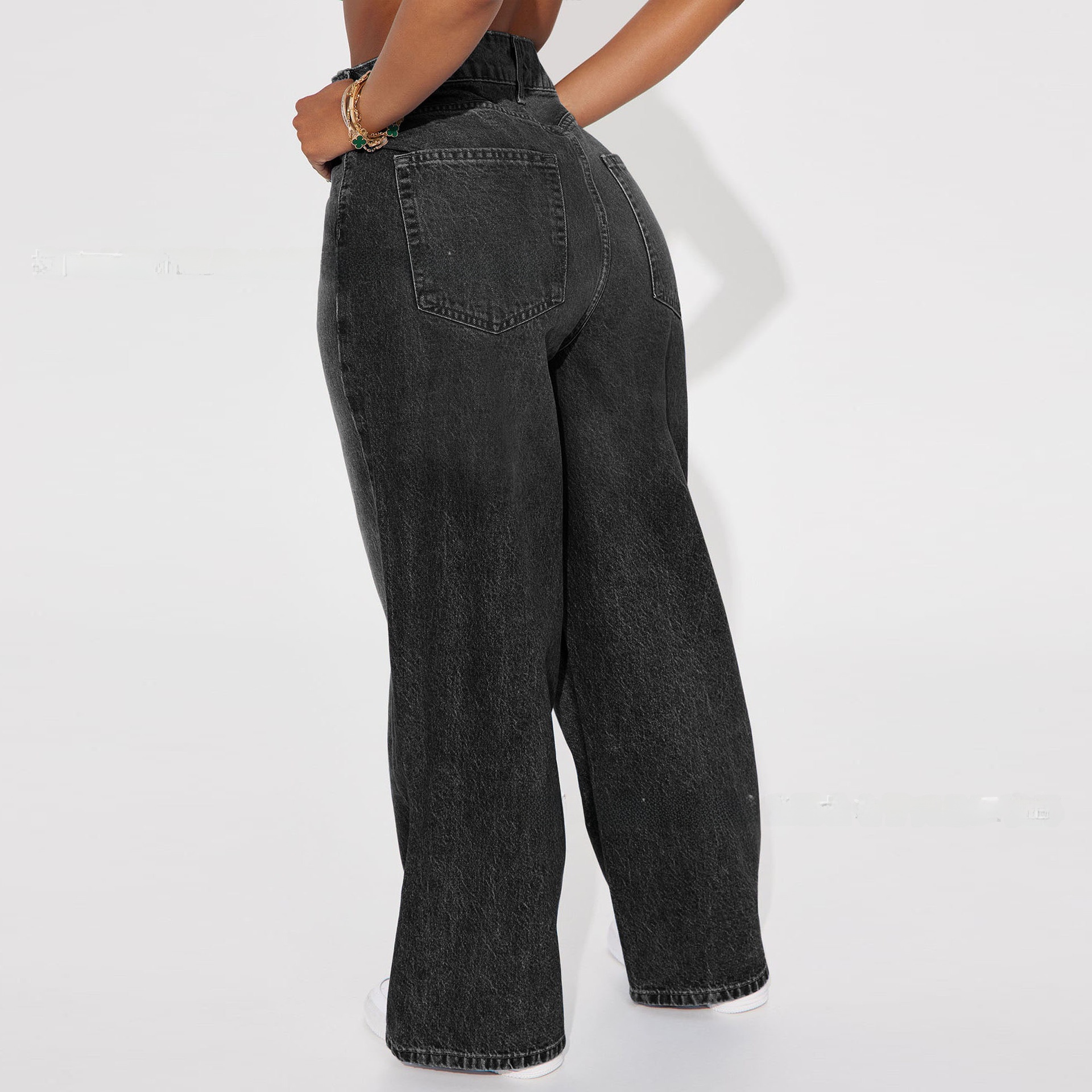 Jeans For Women In Denim Cotton Fabric