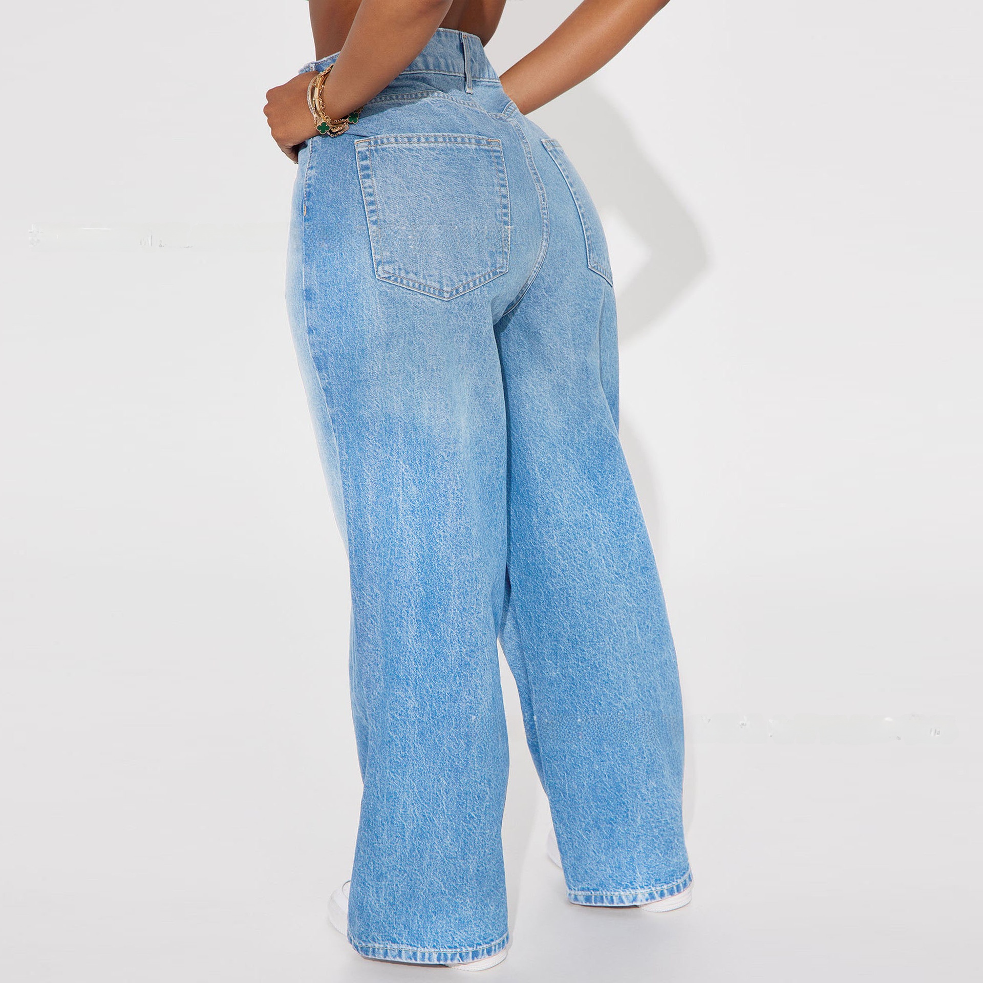 Jeans For Women In Denim Cotton Fabric
