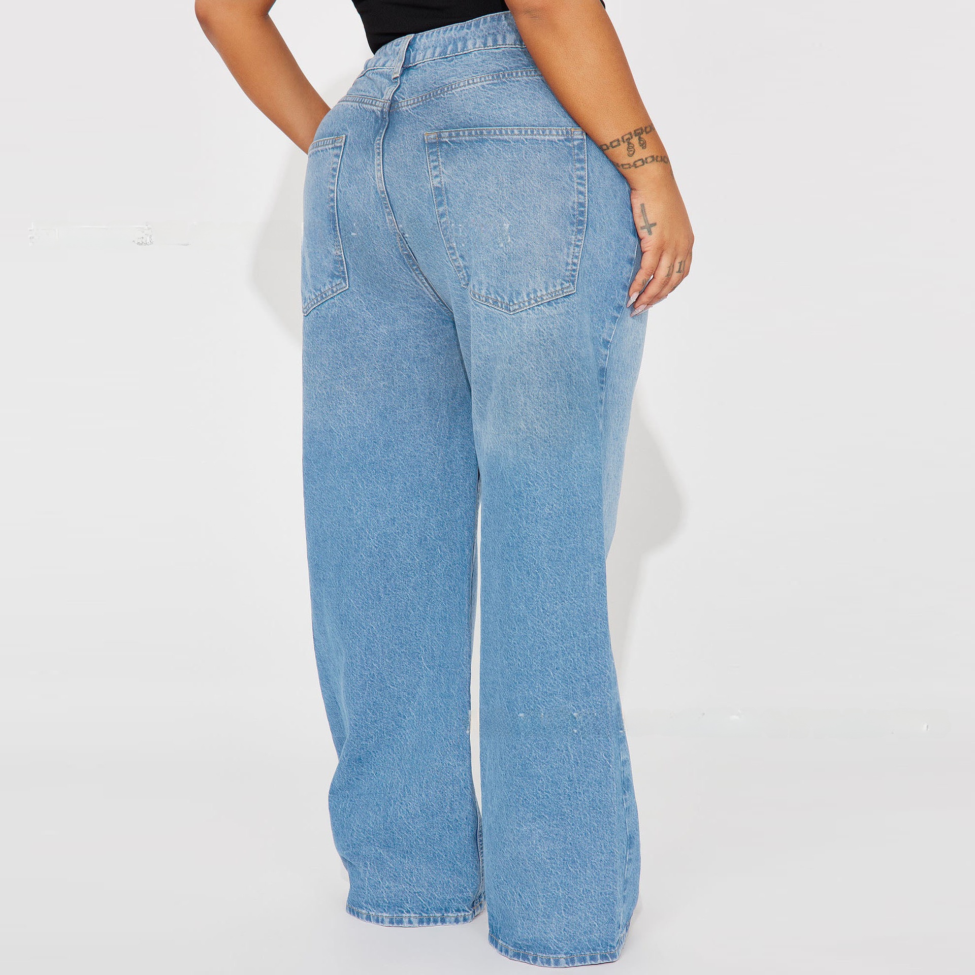 Jeans For Women In Denim Cotton Fabric
