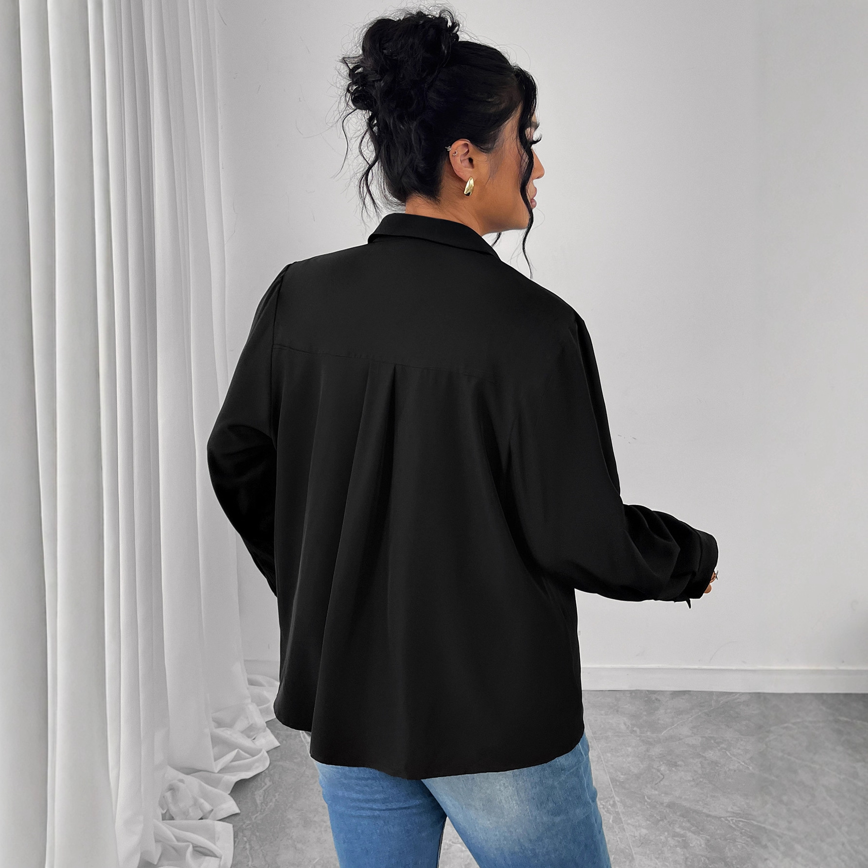 Long Sleeve Chiffon Blouse With Lace Craft