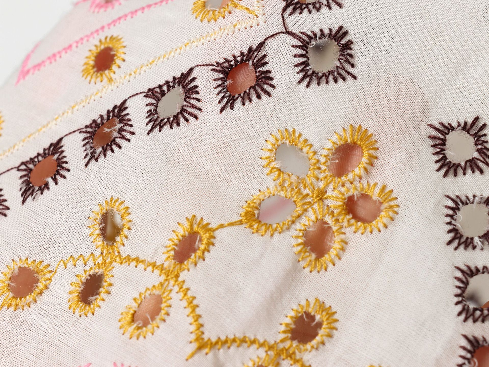 Printing Short Sleeve Polyester Shirt With Embroidery