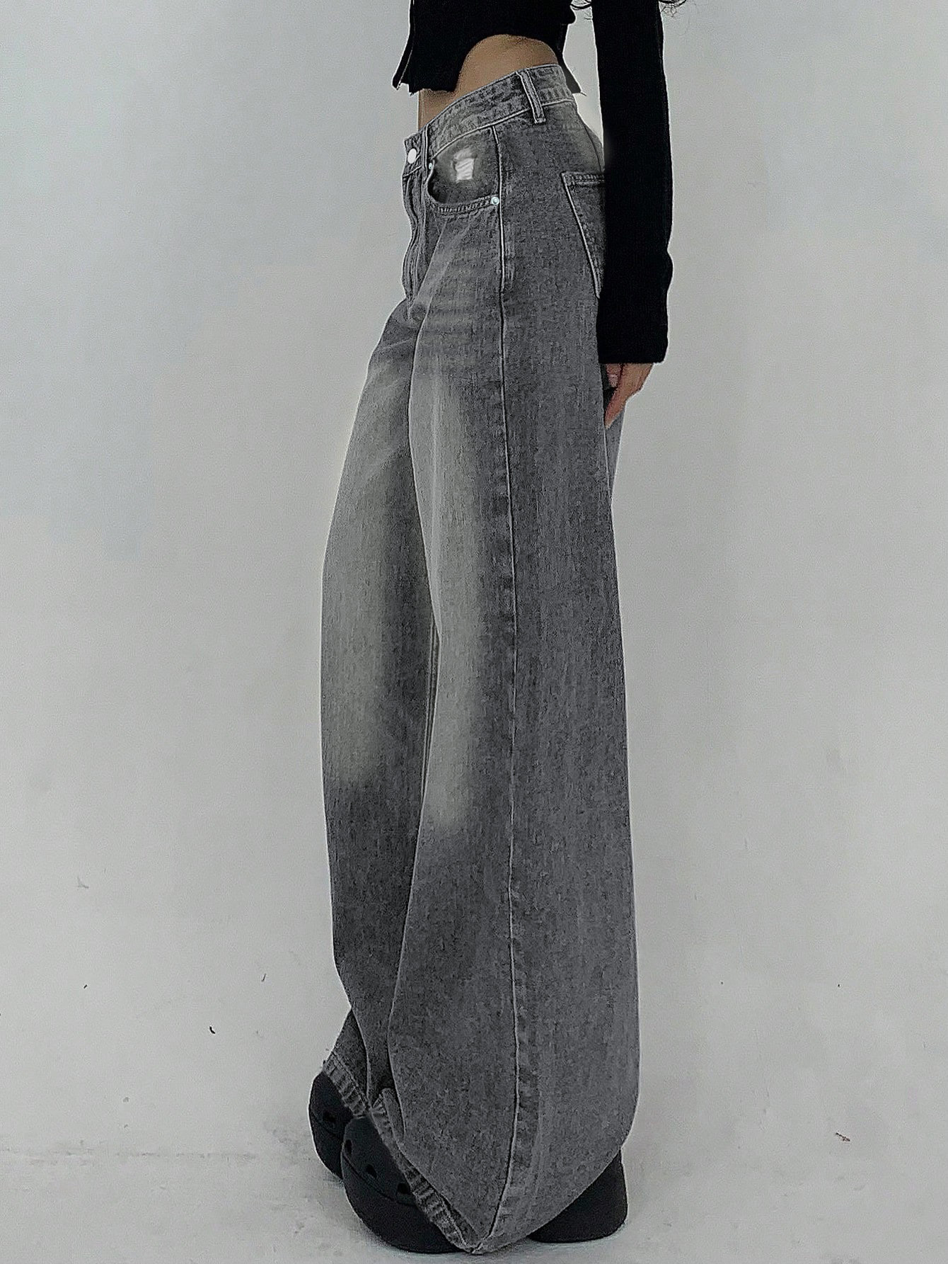 Casava Wide-leg Denim Pants
