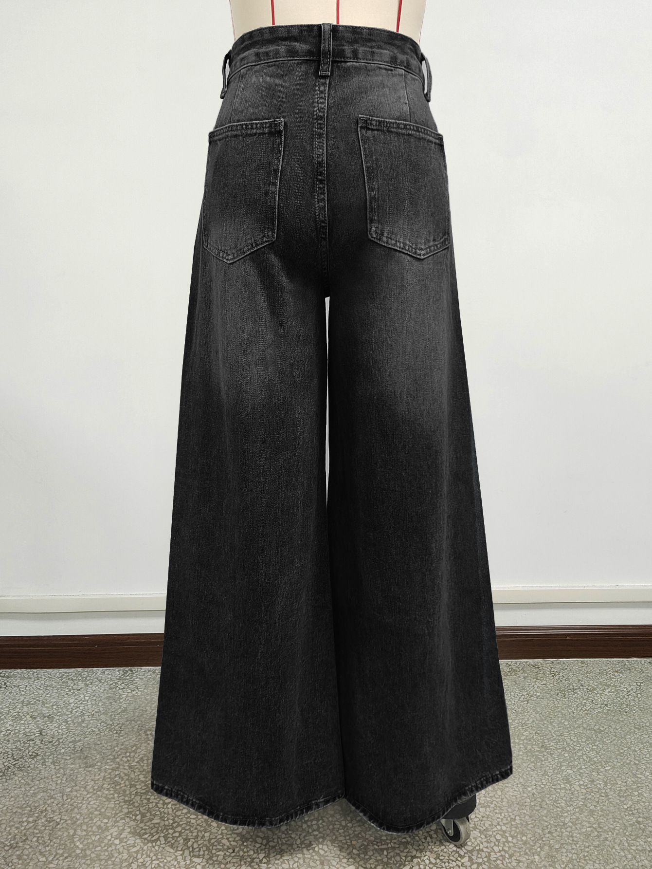 Casava Wide-leg Jeans