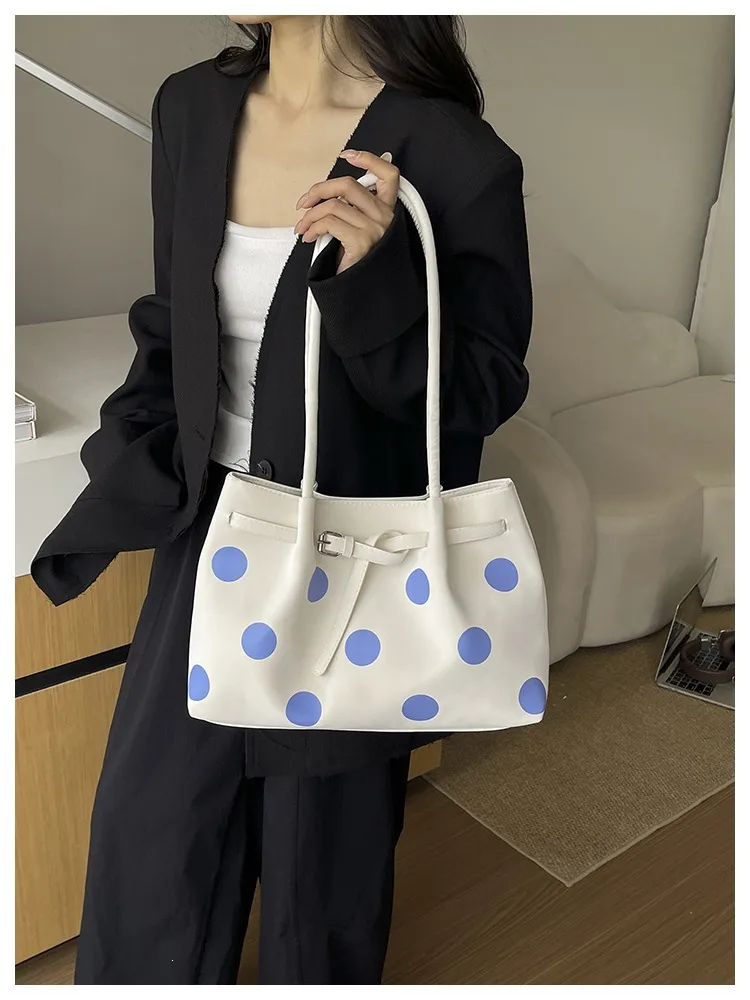 Women’s Square Tote Bag Featuring Polka Dots and Sewing Thread Detail, Made of PU Leather, Ideal for Autumn