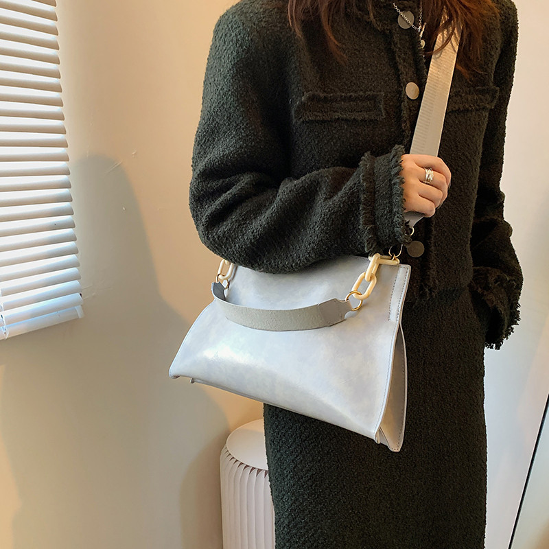 Square Magnetic Buckle Tote Bag