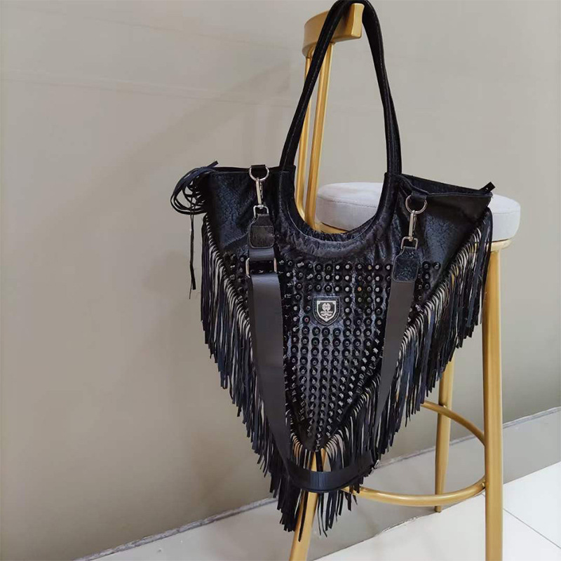 Classic Style Large Trillion-cut Solid Color PU Leather Shoulder Bag