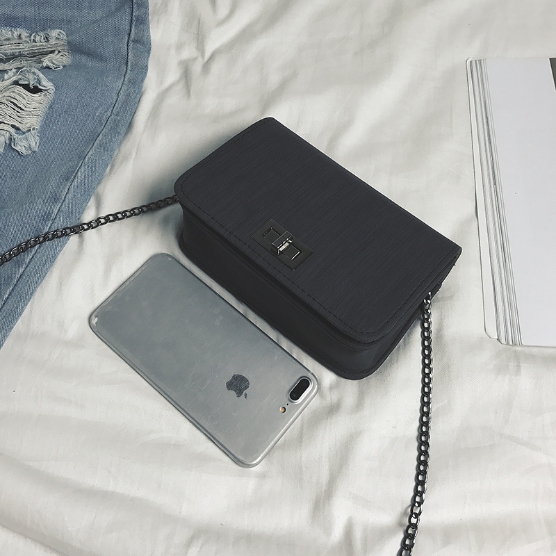 Solid Color Fashion Square Lock Clasp Crossbody Bag
