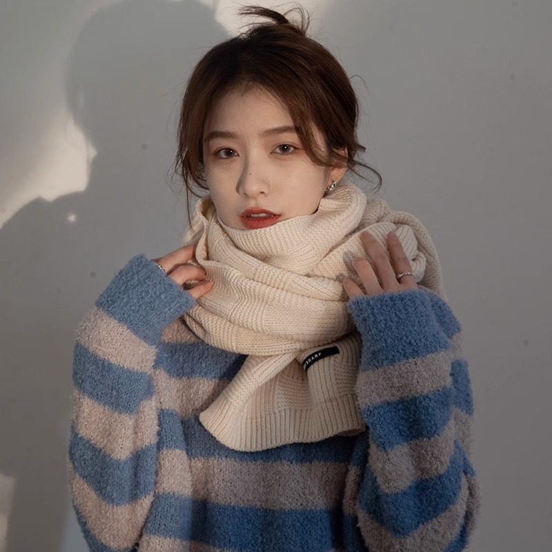 Casava Solid Color Knitted Scarf