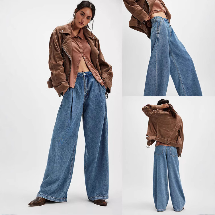 Women's Straight Leg Jeans With Mid Waist In Elegant Commuter Style