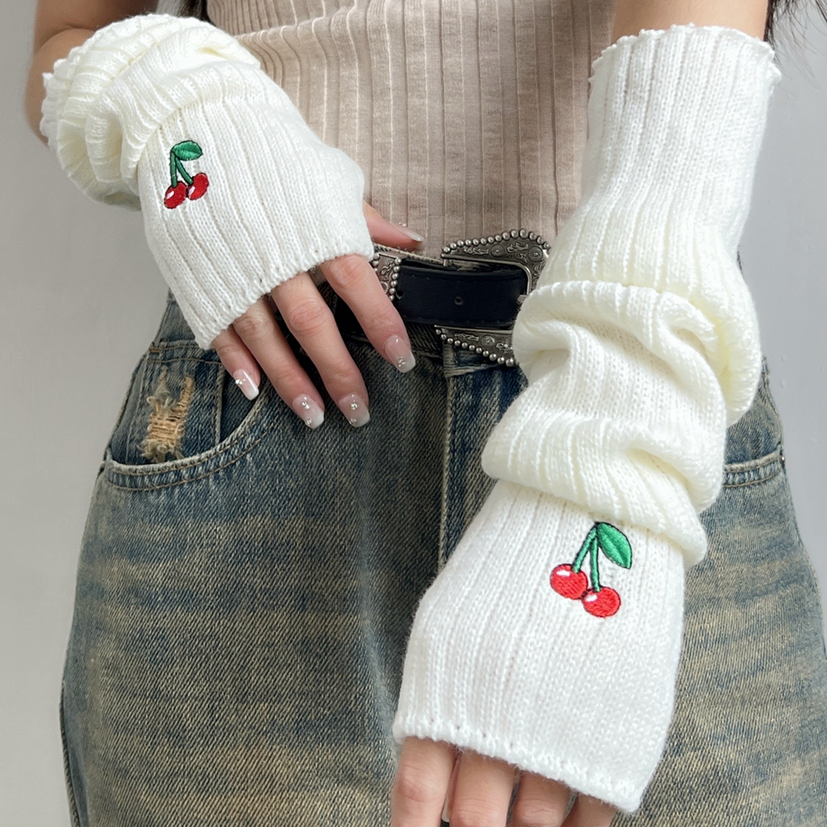 Casava Stylish Knitted Gloves