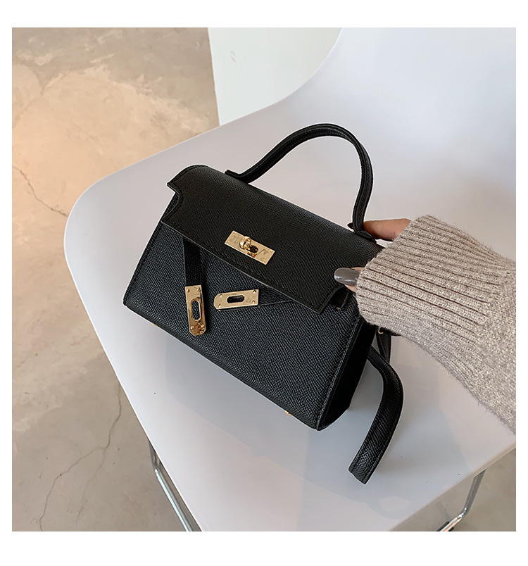 Fashionable Women's Lock Buckle Shoulder Bag