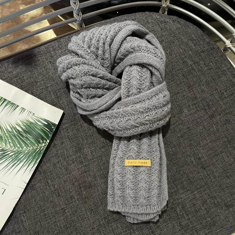 Casava Solid Color Knit Scarf