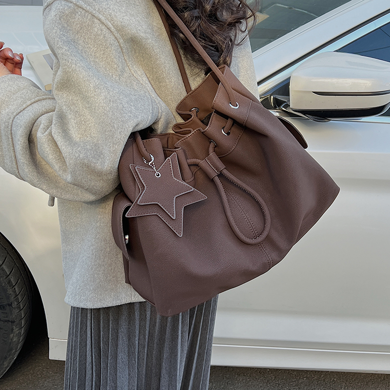 Large Capacity Bucket Bag