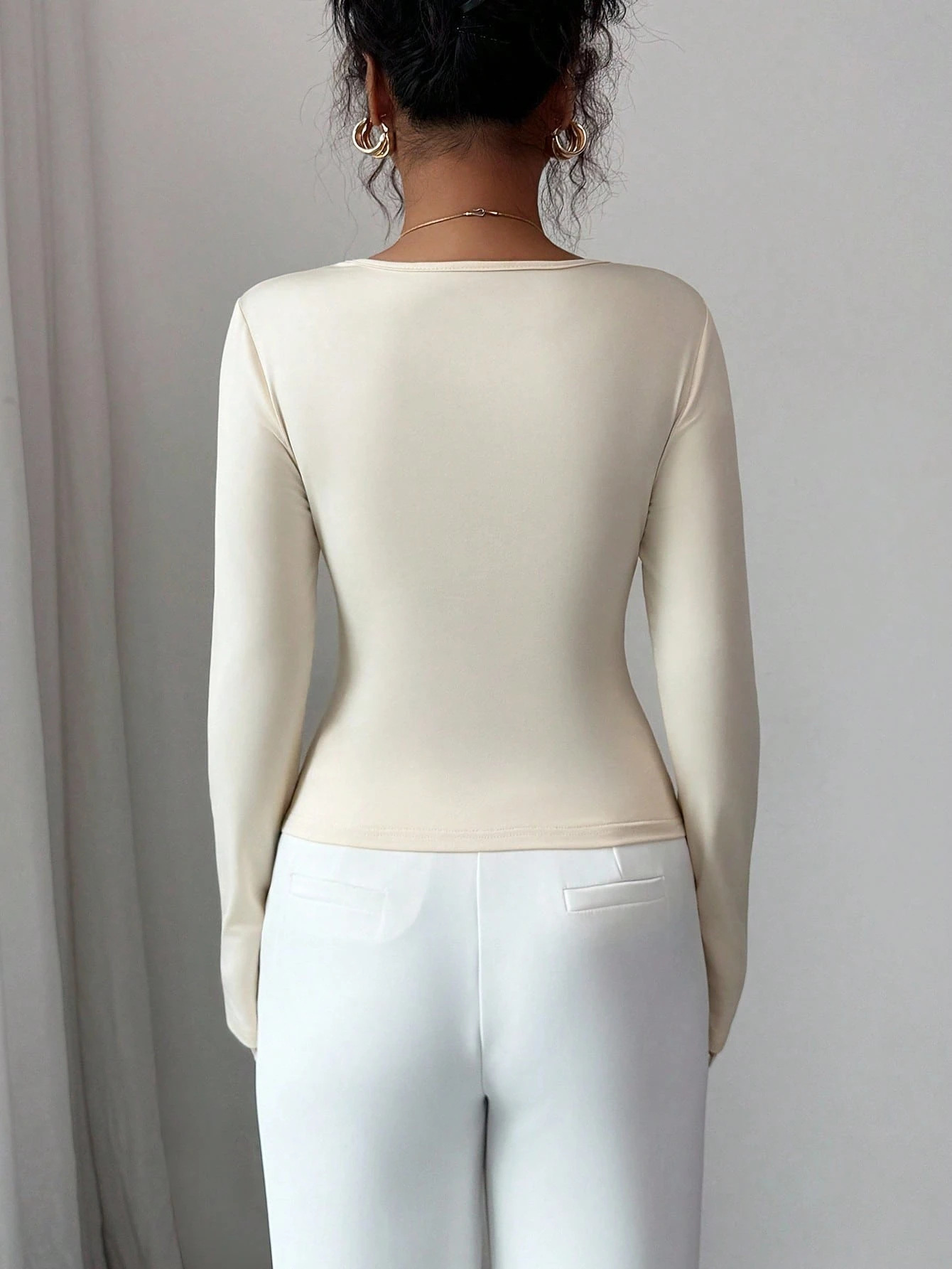 Casava  Handmade Embroidery Slim Fit T-Shirt